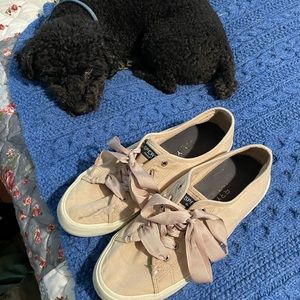 Sperry ribbon tie shoes